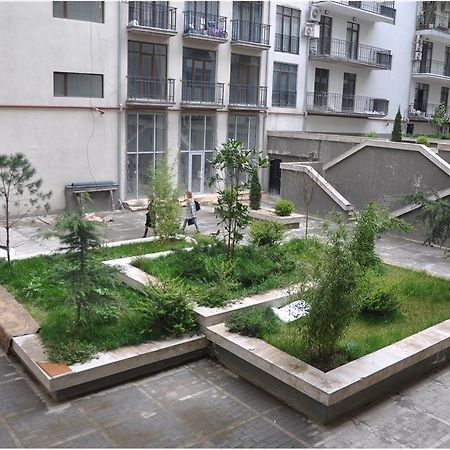 Cozy Apartment In The City Center Mtatsminda Tbilisi Exterior photo